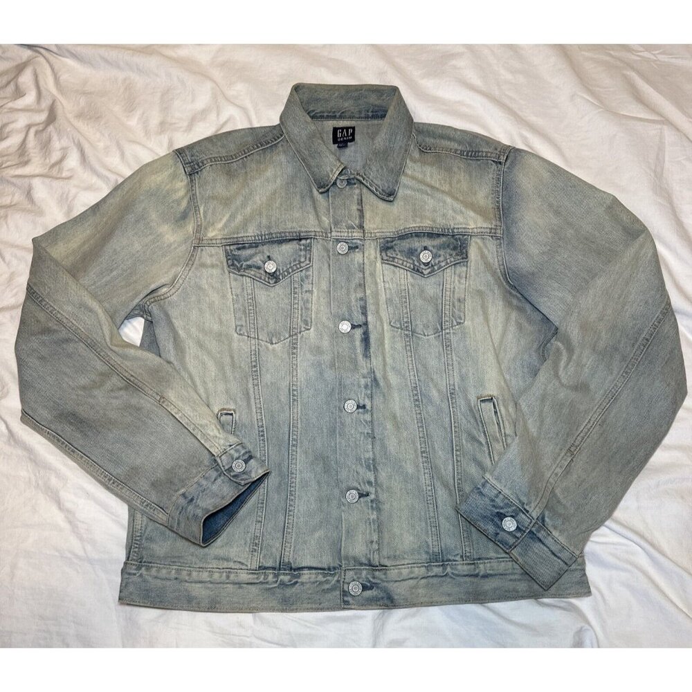 Gap Denim Jean Jacket Mens Large Blue Button Front Light Wash Yellowish tint